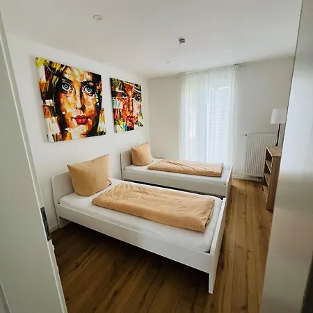 Neu Saniertes Haus In Fuer 9 Personen! Naehe Legoland! *